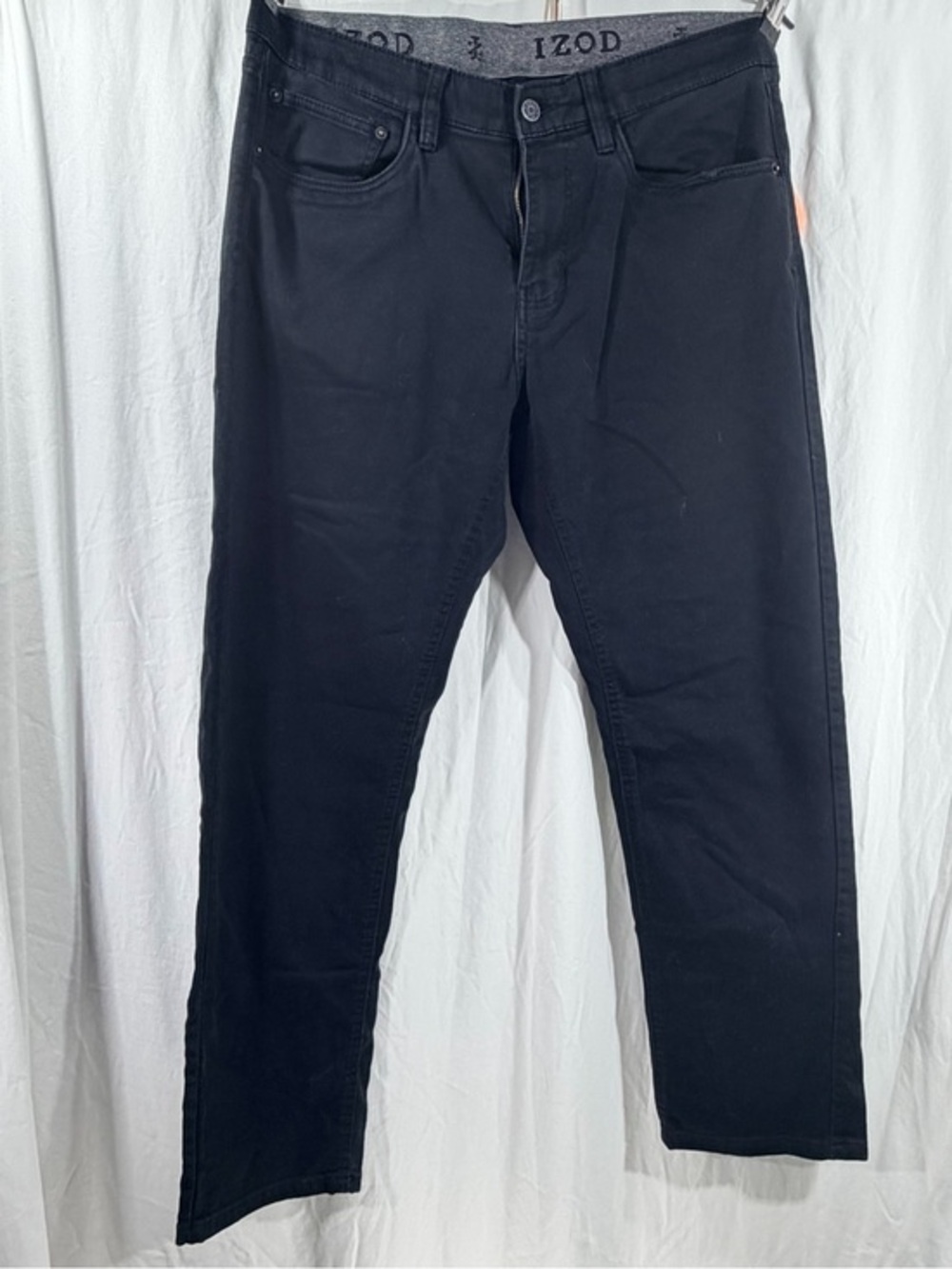 Izod Black Relaxed Fit Men's Jeans